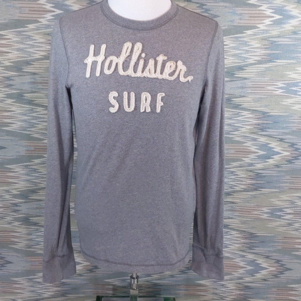 Men's Hollister Distressed Long Sleeve Tee Size M